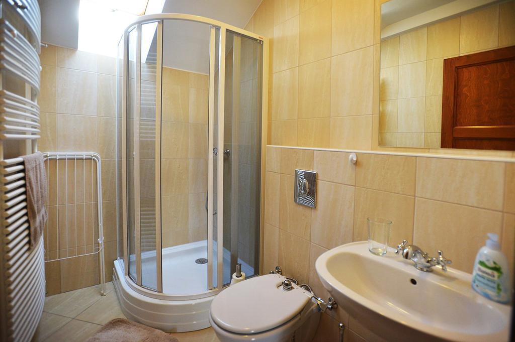 Corner Apartman เอ็กเกอร์ ห้อง รูปภาพ