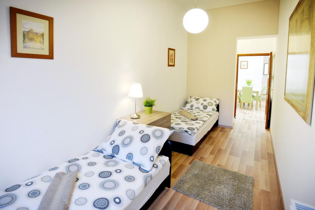 Corner Apartman เอ็กเกอร์ ห้อง รูปภาพ